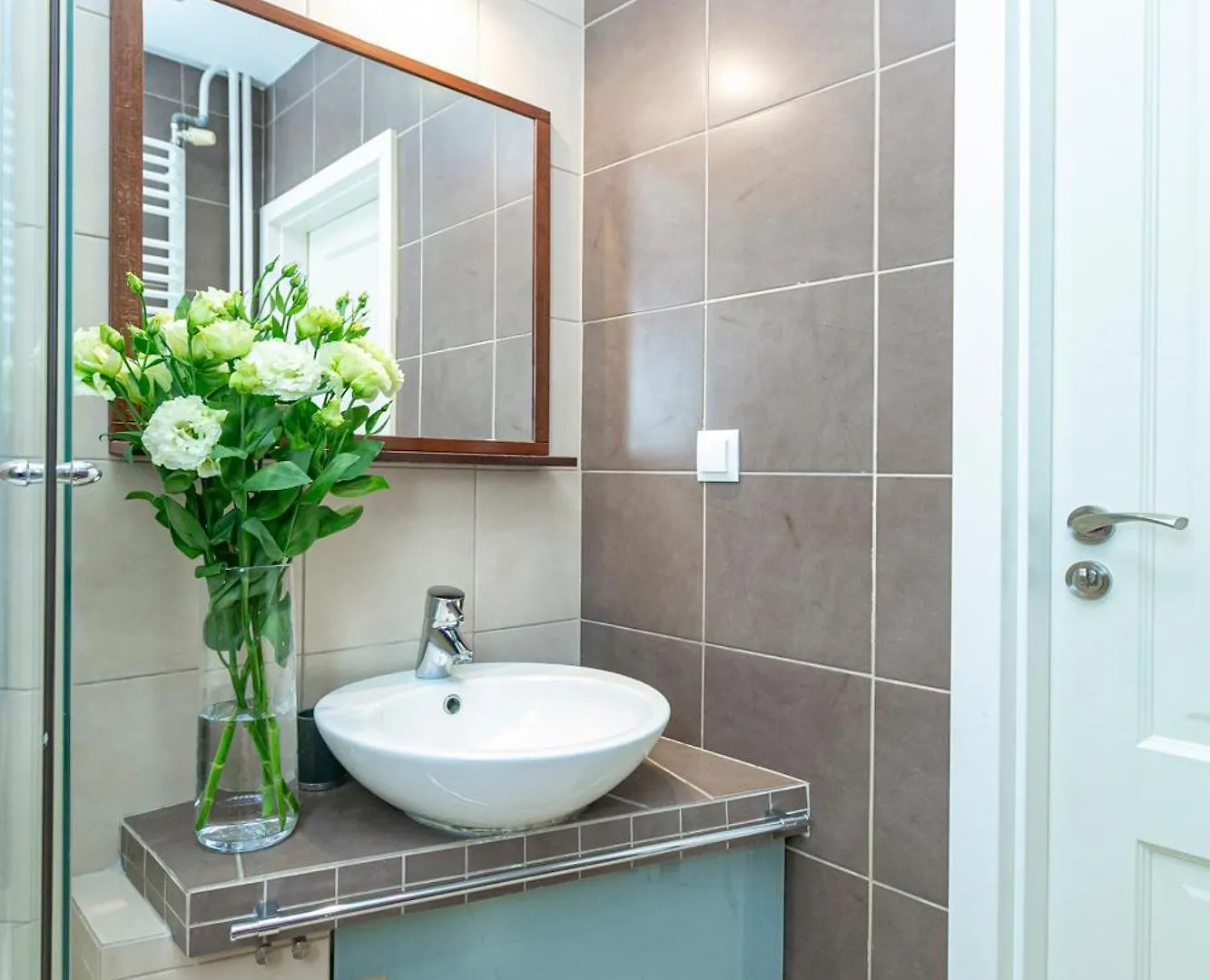 Apartment Wilcza 10 - Bezplatny Parking - Free Parking - Better Rental Warsaw