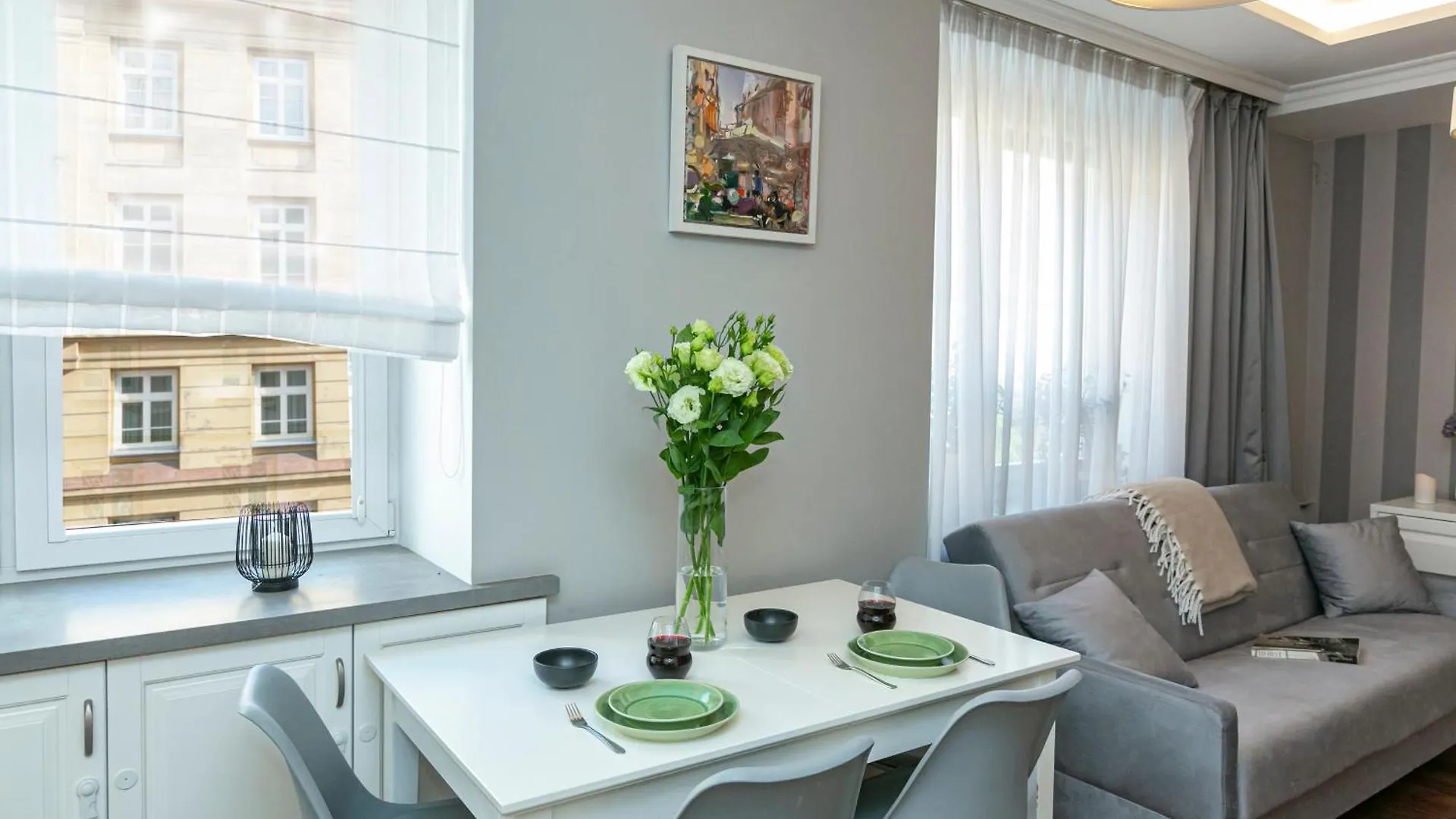 Apartment Wilcza 10 - Bezplatny Parking - Free Parking - Better Rental Warsaw