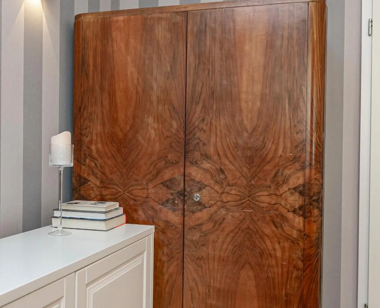 Apartment Wilcza 10 - Bezplatny Parking - Free Parking - Better Rental Warsaw